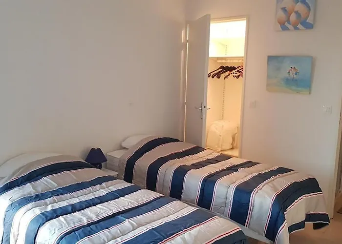 T3 Ideally Placed 80m² Of Terraces דירה *