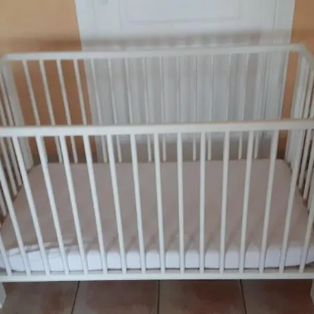 Апартаменти T3 Ideally Placed 80m² Of Terraces Ле-Лаванду