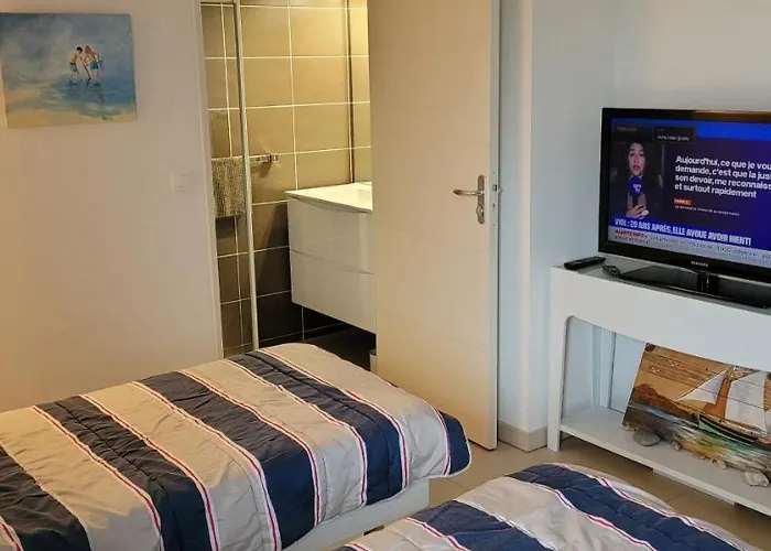 T3 Ideally Placed 80m² Of Terraces Le Lavandou